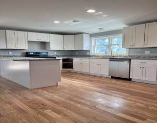 18A Rockville Part, Boston, Massachusetts, 2 Bedrooms Bedrooms, 4 Rooms Rooms,2 BathroomsBathrooms,Residential Lease,For Rent,Rockville Part,73486432