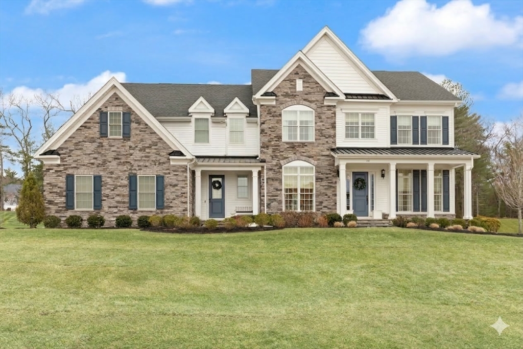 65 Foundry Ln, Canton, Massachusetts, 4 Bedrooms Bedrooms, 10 Rooms Rooms,3.5 BathroomsBathrooms,Residential,For Sale,Foundry Ln,73486447