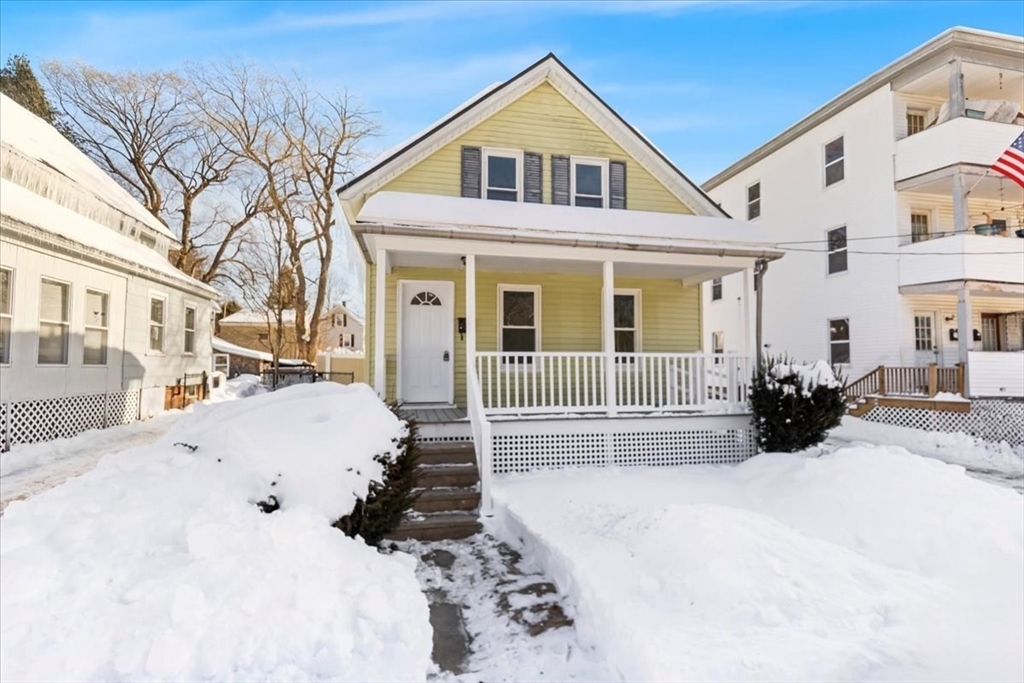 31 Webster St, Winchendon, Massachusetts, 2 Bedrooms Bedrooms, 5 Rooms Rooms,1 BathroomBathrooms,Residential,For Sale,Webster St,73473970