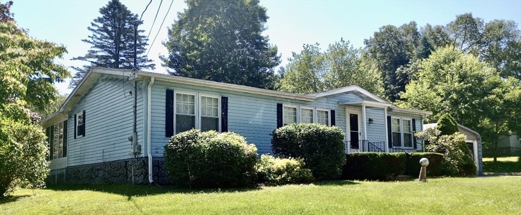32 Edward Lane, Barre, Massachusetts, 2 Bedrooms Bedrooms, 4 Rooms Rooms,2 BathroomsBathrooms,Residential,For Sale,Edward Lane,73398863