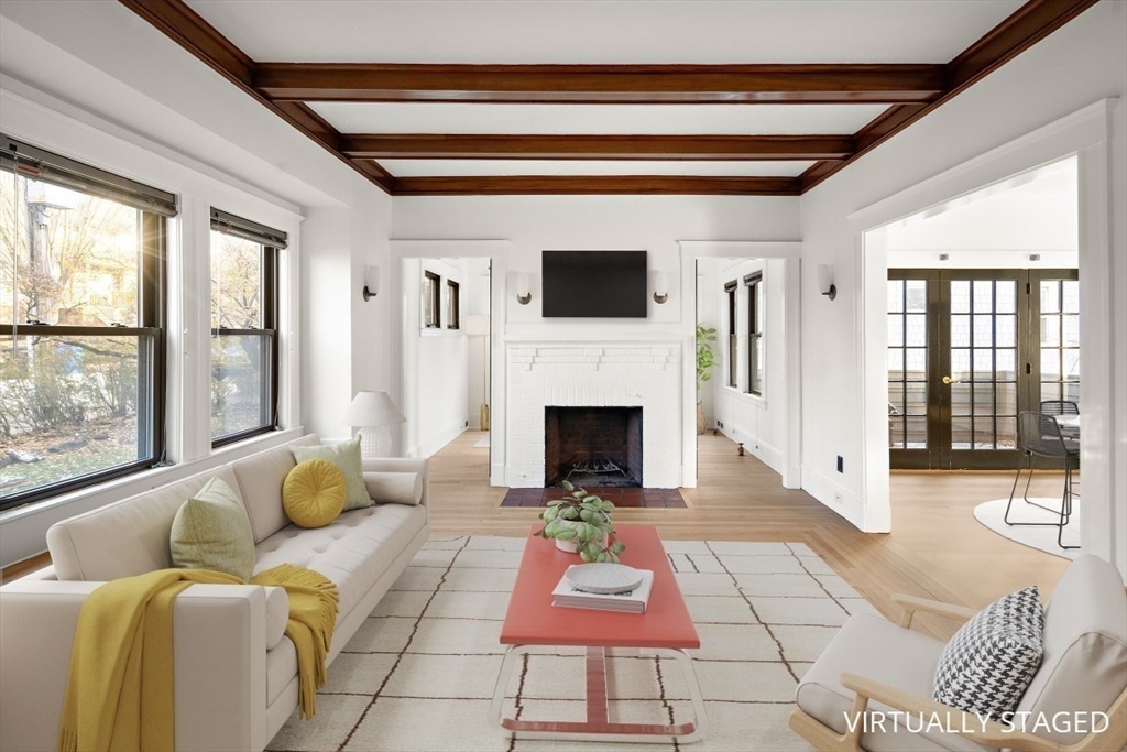 78 Gilbert Road, Belmont, Massachusetts, 3 Bedrooms Bedrooms, 7 Rooms Rooms,2 BathroomsBathrooms,Residential Lease,For Rent,Gilbert Road,73461380