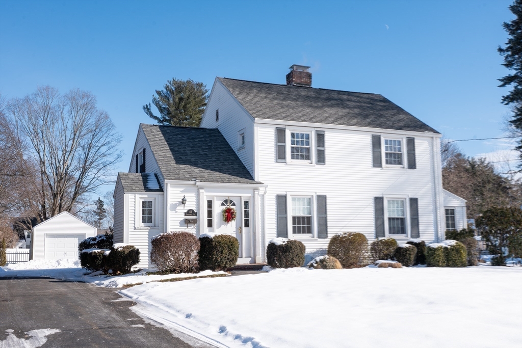 65 Churchill Rd, West Springfield, Massachusetts, 3 Bedrooms Bedrooms, 8 Rooms Rooms,1.5 BathroomsBathrooms,Residential,For Sale,Churchill Rd,73471929