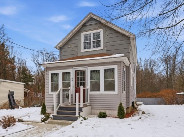 45 Pike St, Athol, Massachusetts, 3 Bedrooms Bedrooms, 6 Rooms Rooms,1 BathroomBathrooms,Residential,For Sale,Pike St,73465167