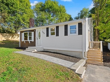 105 Oscar Ave, Brockton, Massachusetts, 2 Bedrooms Bedrooms, 6 Rooms Rooms,1.5 BathroomsBathrooms,Residential,For Sale,Oscar Ave,73438860