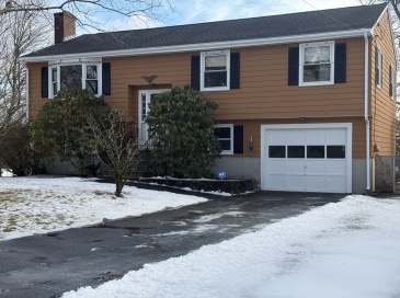 21 Meadowvale Rd, Burlington, Massachusetts, 3 Bedrooms Bedrooms, 7 Rooms Rooms,1.5 BathroomsBathrooms,Residential,For Sale,Meadowvale Rd,73471869 21 Meadowvale Rd, Burlington, Massachusetts, 3 Bedrooms Bedrooms, 7 Rooms Rooms,1.5 BathroomsBathrooms,Residential,For Sale,Meadowvale Rd,73471869