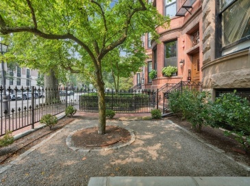 261 Marlborough St, Boston, Massachusetts, 1 Bedroom Bedrooms, 2 Rooms Rooms,1 BathroomBathrooms,Residential,For Sale,Marlborough St,73327073