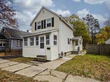 151 Littleton St, Springfield, Massachusetts, 2 Bedrooms Bedrooms, 6 Rooms Rooms,1.5 BathroomsBathrooms,Residential,For Sale,Littleton St,73451129 151 Littleton St, Springfield, Massachusetts, 2 Bedrooms Bedrooms, 6 Rooms Rooms,1.5 BathroomsBathrooms,Residential,For Sale,Littleton St,73451129