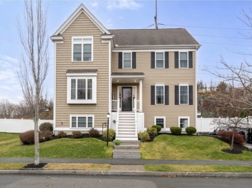 11 Osborne Hill Dr, Salem, Massachusetts, 4 Bedrooms Bedrooms, 9 Rooms Rooms,2.5 BathroomsBathrooms,Residential,For Sale,Osborne Hill Dr,73459649 11 Osborne Hill Dr, Salem, Massachusetts, 4 Bedrooms Bedrooms, 9 Rooms Rooms,2.5 BathroomsBathrooms,Residential,For Sale,Osborne Hill Dr,73459649