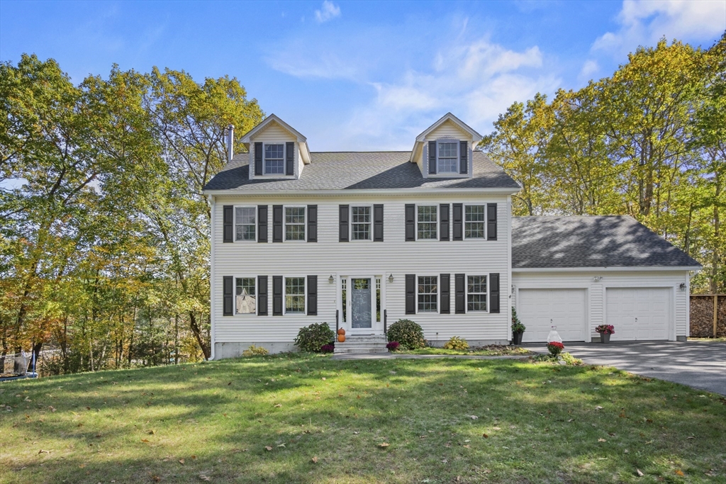 210 Gardner Rd, Hubbardston, Massachusetts, 3 Bedrooms Bedrooms, 7 Rooms Rooms,2.5 BathroomsBathrooms,Residential,For Sale,Gardner Rd,73471360