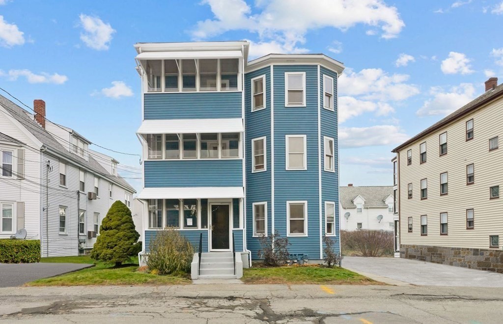 7 Atwood Ave, Norwood, Massachusetts, 9 Bedrooms Bedrooms, 15 Rooms Rooms,3 BathroomsBathrooms,Residential Income,For Sale,Atwood Ave,73472402