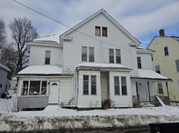 17-19 Bracewell Ave, North Adams, Massachusetts, 6 Bedrooms Bedrooms, 12 Rooms Rooms,2 BathroomsBathrooms,Residential Income,For Sale,Bracewell Ave,73477575