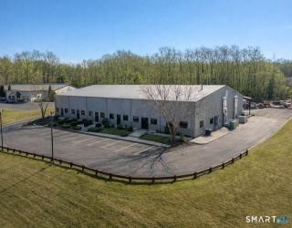 13 West Parkway, Plainfield, Connecticut, ,Commercial Lease,For Rent,West Parkway,73486544