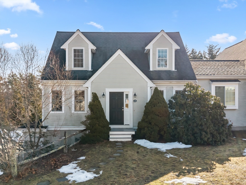 1 Emma Lane, Wareham, Massachusetts, 3 Bedrooms Bedrooms, 5 Rooms Rooms,2 BathroomsBathrooms,Residential,For Sale,Emma Lane,73486558