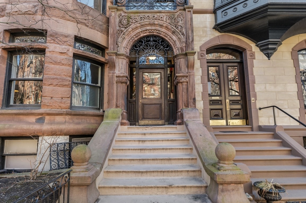 261 Beacon St, Boston, Massachusetts, 1 Bedroom Bedrooms, 2 Rooms Rooms,1 BathroomBathrooms,Residential Lease,For Rent,Beacon St,73486658