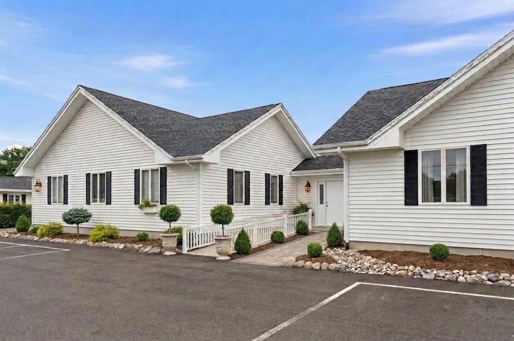 5 Wallace St, Methuen, Massachusetts, ,Commercial Lease,For Rent,Wallace St,73486670