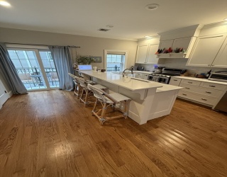 394 W Second St, Boston, Massachusetts, 4 Bedrooms Bedrooms, 8 Rooms Rooms,2.5 BathroomsBathrooms,Residential Lease,For Rent,W Second St,73486712