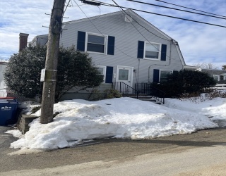4 Twelfth St., Wareham, Massachusetts, 1 Bedroom Bedrooms, 3 Rooms Rooms,1 BathroomBathrooms,Residential Lease,For Rent,Twelfth St.,73486730