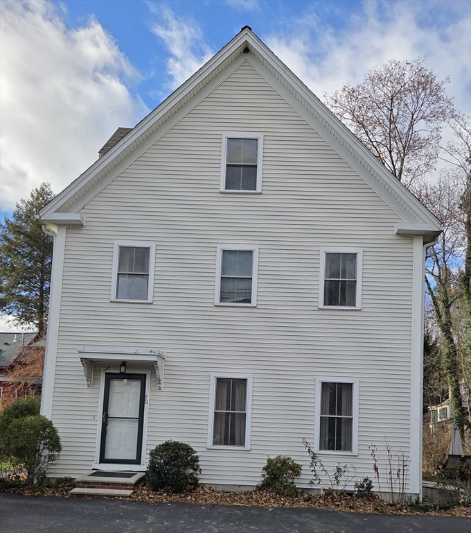 70 River Street, Acton, Massachusetts, 3 Bedrooms Bedrooms, 5 Rooms Rooms,2.5 BathroomsBathrooms,Residential Lease,For Rent,River Street,73454945