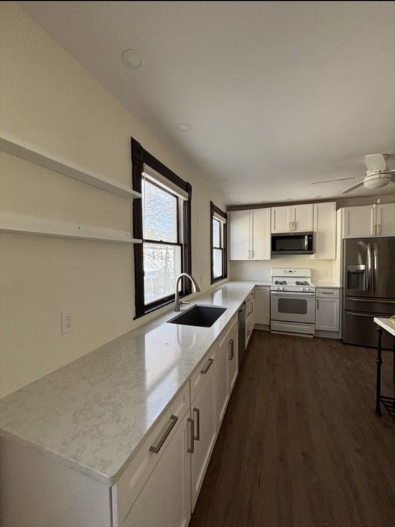 53 Barclay St, Worcester, Massachusetts, 3 Bedrooms Bedrooms, 6 Rooms Rooms,1 BathroomBathrooms,Residential Lease,For Rent,Barclay St,73486789