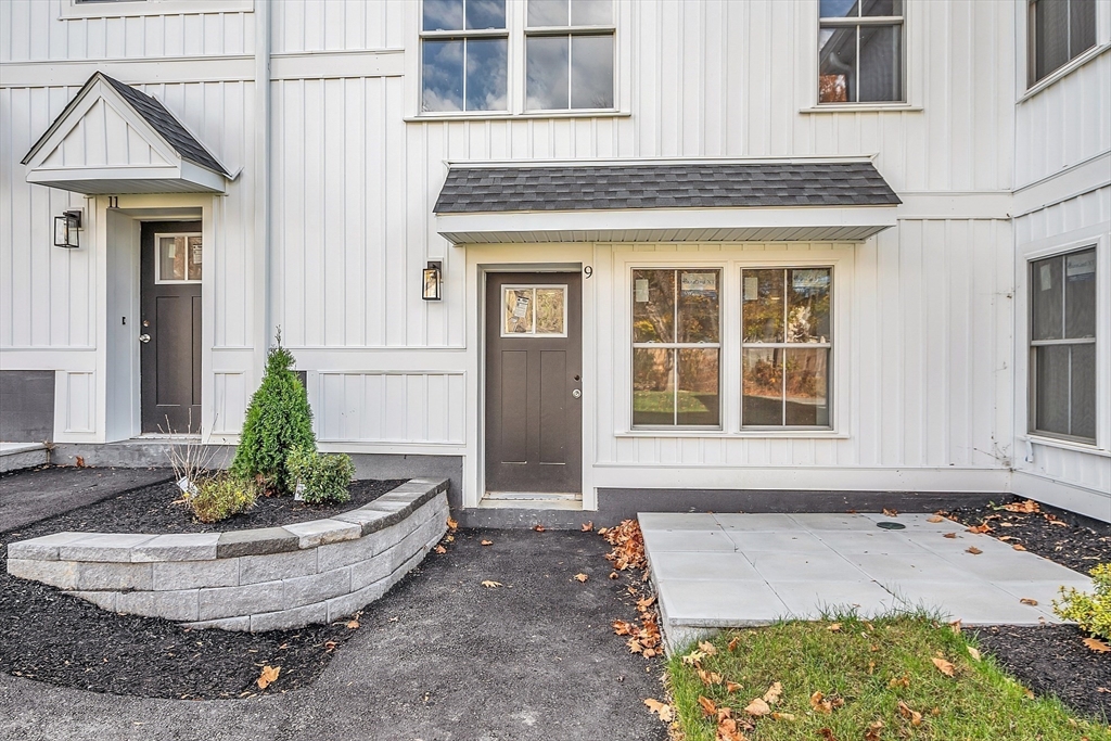 50 Frankfort St, Fitchburg, Massachusetts, 2 Bedrooms Bedrooms, 4 Rooms Rooms,1.5 BathroomsBathrooms,Residential,For Sale,Frankfort St,73486842