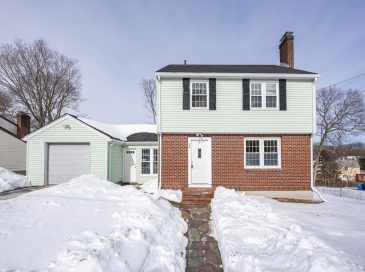 24 Bossi Ave, Randolph, Massachusetts, 3 Bedrooms Bedrooms, 7 Rooms Rooms,1.5 BathroomsBathrooms,Residential Lease,For Rent,Bossi Ave,73486388
