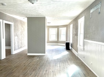 155 Whitman Street, New Bedford, Massachusetts, 3 Bedrooms Bedrooms, 6 Rooms Rooms,1 BathroomBathrooms,Residential Lease,For Rent,Whitman Street,73486922