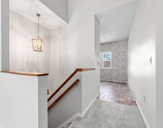 5 Fillmore, Salem, Massachusetts, 3 Bedrooms Bedrooms, 5 Rooms Rooms,1.5 BathroomsBathrooms,Residential Lease,For Rent,Fillmore,73486889