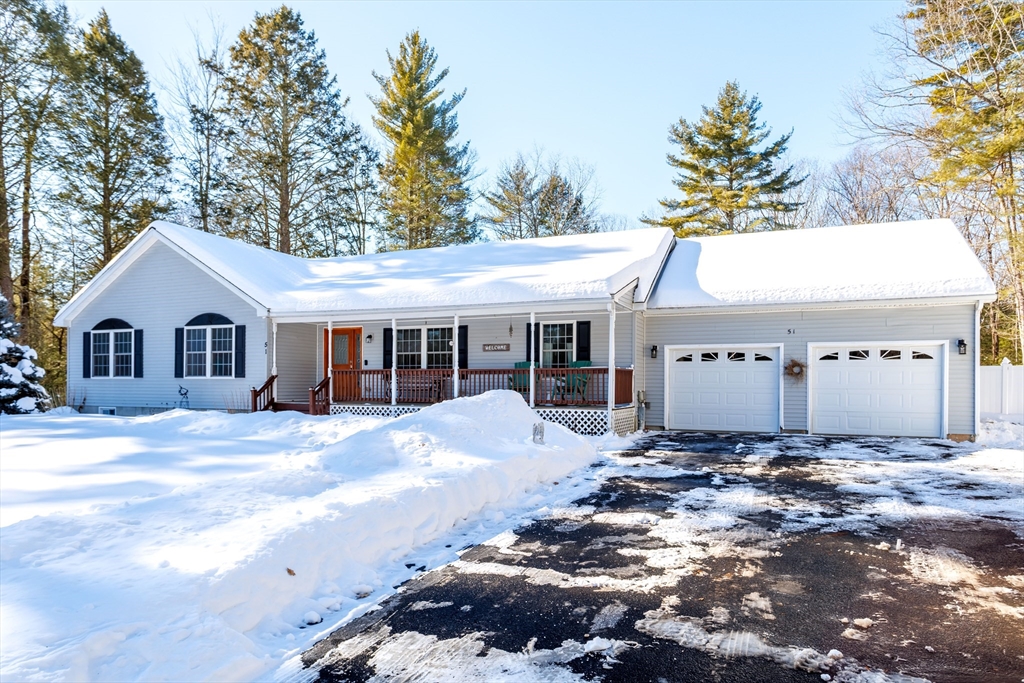 51 East Road, Orange, Massachusetts, 3 Bedrooms Bedrooms, 5 Rooms Rooms,2.5 BathroomsBathrooms,Residential,For Sale,East Road,73475751