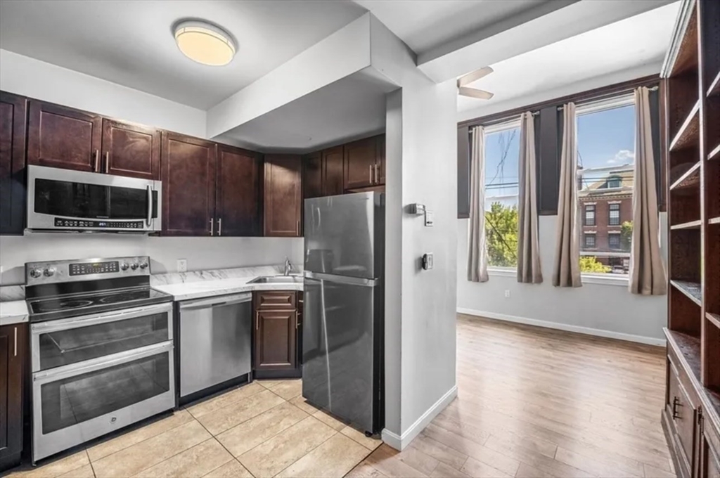 48 Washington Avenue, Chelsea, Massachusetts, 1 Bedroom Bedrooms, 4 Rooms Rooms,1 BathroomBathrooms,Residential Lease,For Rent,Washington Avenue,73475678