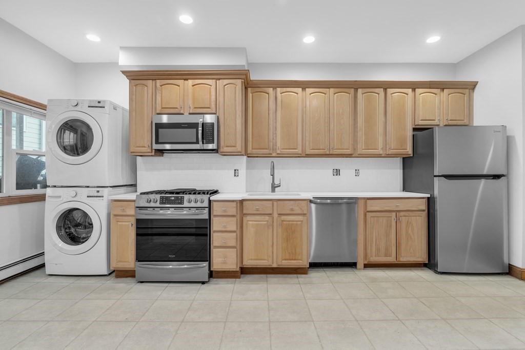 24 O Street, Boston, Massachusetts, 2 Bedrooms Bedrooms, 4 Rooms Rooms,1 BathroomBathrooms,Residential Lease,For Rent,O Street,73487047