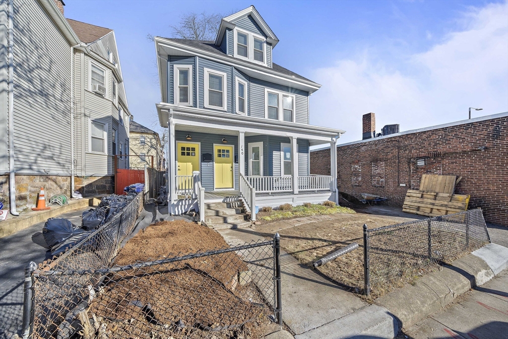 140 Devon Street, Boston, Massachusetts, 2 Bedrooms Bedrooms, 5 Rooms Rooms,1 BathroomBathrooms,Residential Lease,For Rent,Devon Street,73487070