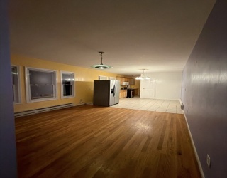 40 Ocean Ave, Winthrop, Massachusetts, 3 Bedrooms Bedrooms, 5 Rooms Rooms,1 BathroomBathrooms,Residential Lease,For Rent,Ocean Ave,73487095