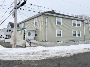 48 Linden St, Salem, Massachusetts, 2 Bedrooms Bedrooms, 5 Rooms Rooms,1 BathroomBathrooms,Residential Lease,For Rent,Linden St,73487098