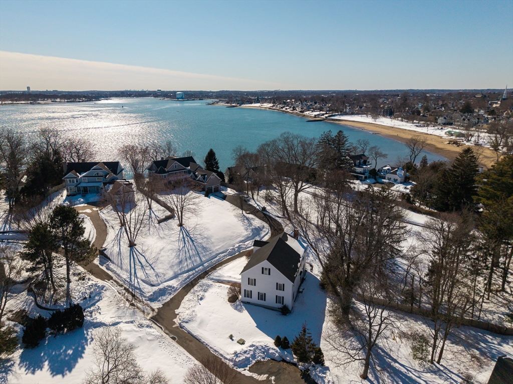 3 Elm Top Lane, Beverly, Massachusetts, 4 Bedrooms Bedrooms, 8 Rooms Rooms,2.5 BathroomsBathrooms,Residential,For Sale,Elm Top Lane,73487068