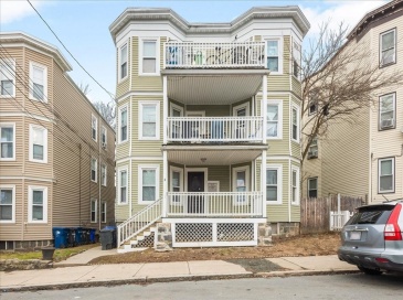 4 Bailey, Boston, Massachusetts, 3 Bedrooms Bedrooms, 6 Rooms Rooms,1.5 BathroomsBathrooms,Residential Lease,For Rent,Bailey,73487134