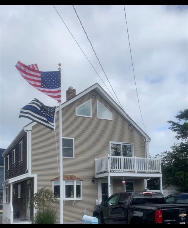 24 Pine Point Rd., Duxbury, Massachusetts, 3 Bedrooms Bedrooms, 7 Rooms Rooms,2 BathroomsBathrooms,Residential Lease,For Rent,Pine Point Rd.,73487144