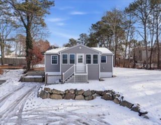 9 Blissful Ln, Wareham, Massachusetts, 3 Bedrooms Bedrooms, 7 Rooms Rooms,1 BathroomBathrooms,Residential,For Sale,Blissful Ln,73471583