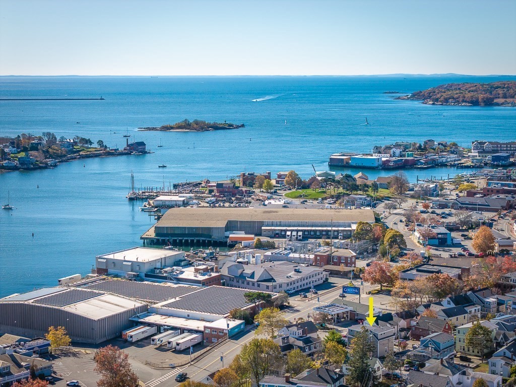 160 Prospect St, Gloucester, Massachusetts, 1 Bedroom Bedrooms, 3 Rooms Rooms,1.5 BathroomsBathrooms,Residential,For Sale,Prospect St,73451098