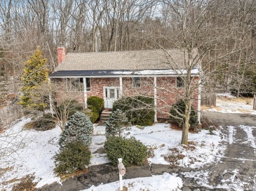 90 Sunnyside Ave, Reading, Massachusetts, 3 Bedrooms Bedrooms, 8 Rooms Rooms,2 BathroomsBathrooms,Residential,For Sale,Sunnyside Ave,73470459 90 Sunnyside Ave, Reading, Massachusetts, 3 Bedrooms Bedrooms, 8 Rooms Rooms,2 BathroomsBathrooms,Residential,For Sale,Sunnyside Ave,73470459
