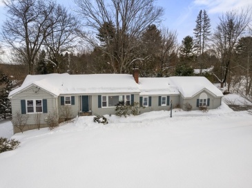 26 Jeffrey Road, Wayland, Massachusetts, 4 Bedrooms Bedrooms, 7 Rooms Rooms,4 BathroomsBathrooms,Residential,For Sale,Jeffrey Road,73472340 26 Jeffrey Road, Wayland, Massachusetts, 4 Bedrooms Bedrooms, 7 Rooms Rooms,4 BathroomsBathrooms,Residential,For Sale,Jeffrey Road,73472340