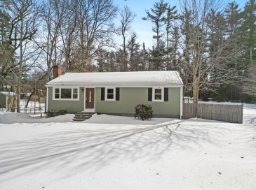 89 Silva St, Carver, Massachusetts, 3 Bedrooms Bedrooms, 7 Rooms Rooms,1 BathroomBathrooms,Residential,For Sale,Silva St,73476229 89 Silva St, Carver, Massachusetts, 3 Bedrooms Bedrooms, 7 Rooms Rooms,1 BathroomBathrooms,Residential,For Sale,Silva St,73476229