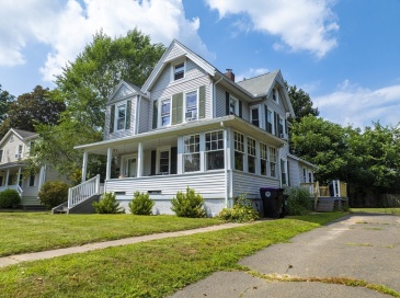 165 Lincoln St, Holyoke, Massachusetts, 3 Bedrooms Bedrooms, 7 Rooms Rooms,1.5 BathroomsBathrooms,Residential,For Sale,Lincoln St,73419627