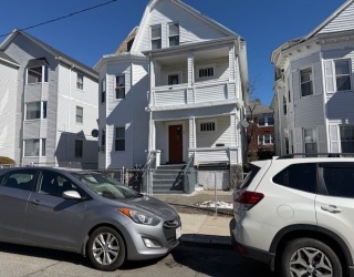 36 Floyd Street, Boston, Massachusetts, 10 Bedrooms Bedrooms, 16 Rooms Rooms,3 BathroomsBathrooms,Residential Income,For Sale,Floyd Street,73487162