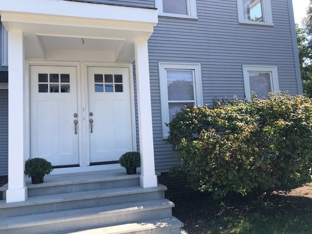15 Pearl St, Reading, Massachusetts, 2 Bedrooms Bedrooms, 4 Rooms Rooms,1 BathroomBathrooms,Residential Lease,For Rent,Pearl St,73487165