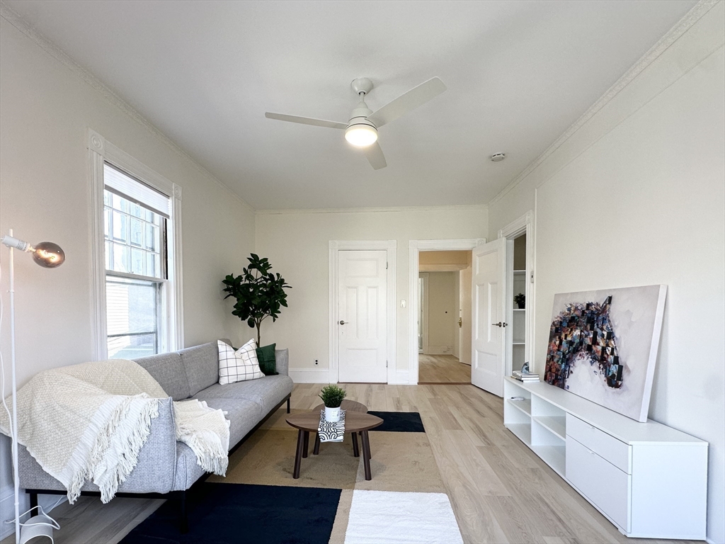 71A Gardner St, Boston, Massachusetts, 1 Bedroom Bedrooms, 3 Rooms Rooms,1 BathroomBathrooms,Residential Lease,For Rent,Gardner St,73487188