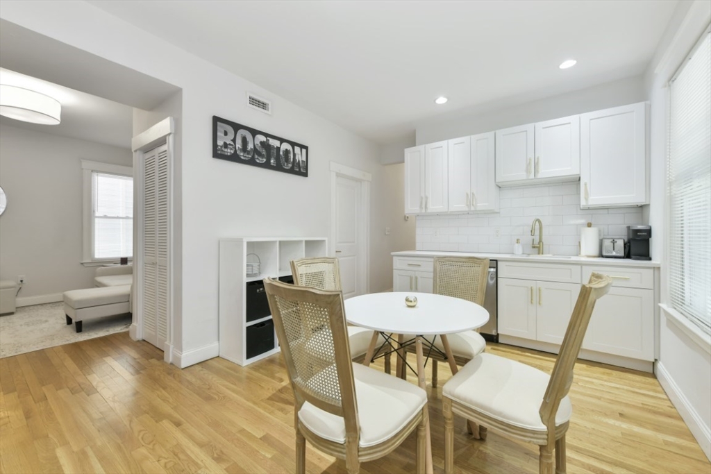 893 East 4th St, Boston, Massachusetts, 4 Bedrooms Bedrooms, 6 Rooms Rooms,2 BathroomsBathrooms,Residential Lease,For Rent,East 4th St,73487195