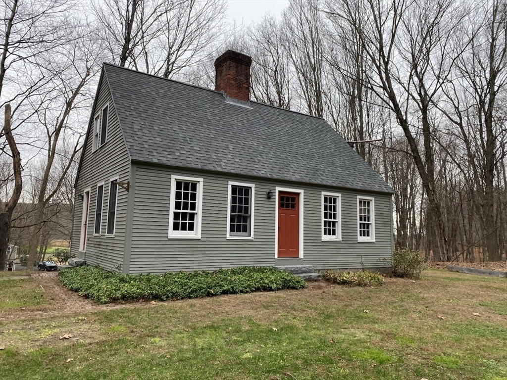 55 Montague, Sunderland, Massachusetts, 3 Bedrooms Bedrooms, 5 Rooms Rooms,2 BathroomsBathrooms,Residential Lease,For Rent,Montague,73487244