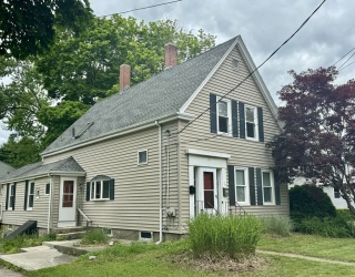 72 Oak Street, Middleboro, Massachusetts, 3 Bedrooms Bedrooms, 7 Rooms Rooms,1.5 BathroomsBathrooms,Residential Lease,For Rent,Oak Street,73487252