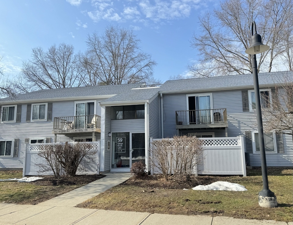 59 Village Brook Lane, Natick, Massachusetts, 2 Bedrooms Bedrooms, 5 Rooms Rooms,2 BathroomsBathrooms,Residential Lease,For Rent,Village Brook Lane,73487293