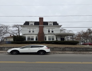 229 Jackson Street, Lawrence, Massachusetts, 3 Bedrooms Bedrooms, 5 Rooms Rooms,1 BathroomBathrooms,Residential Lease,For Rent,Jackson Street,73487357